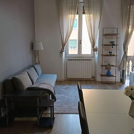 Duomo 10 Minuti Family House 5 Pax Balcone Wifi Apartment Milan Exterior photo